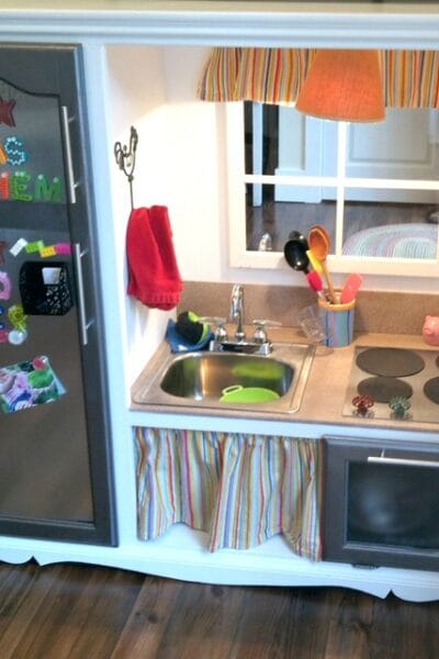 play kitchen