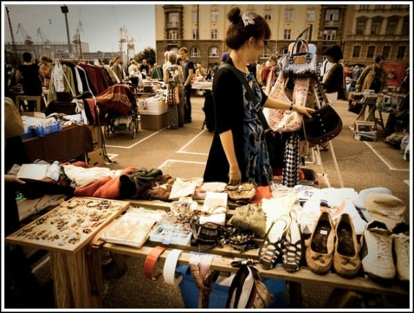 Craigslist 101: How to Buy Successfully | Andrea Dekker