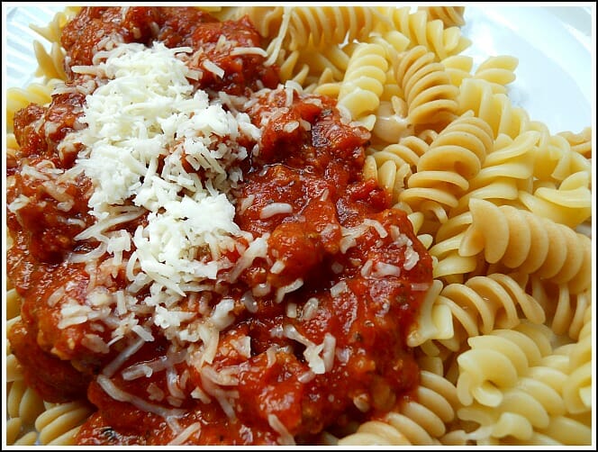 Homemade Pasta Sauce: Simple, Quick, and Cheap!