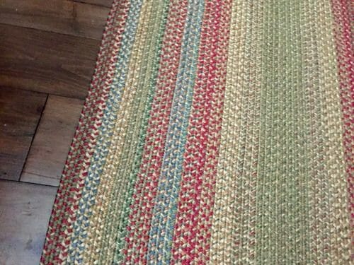 An Interwoven Braided Rug – Mother Earth News