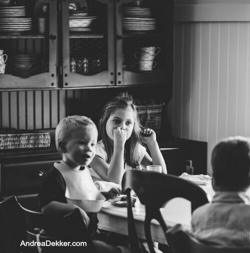 children eating at the table