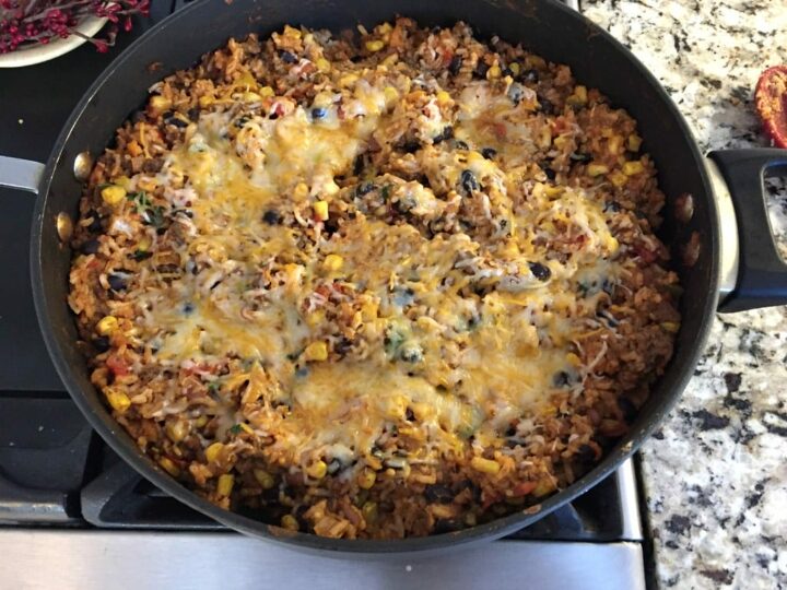 Easy One-dish Mexican Rice Skillet 