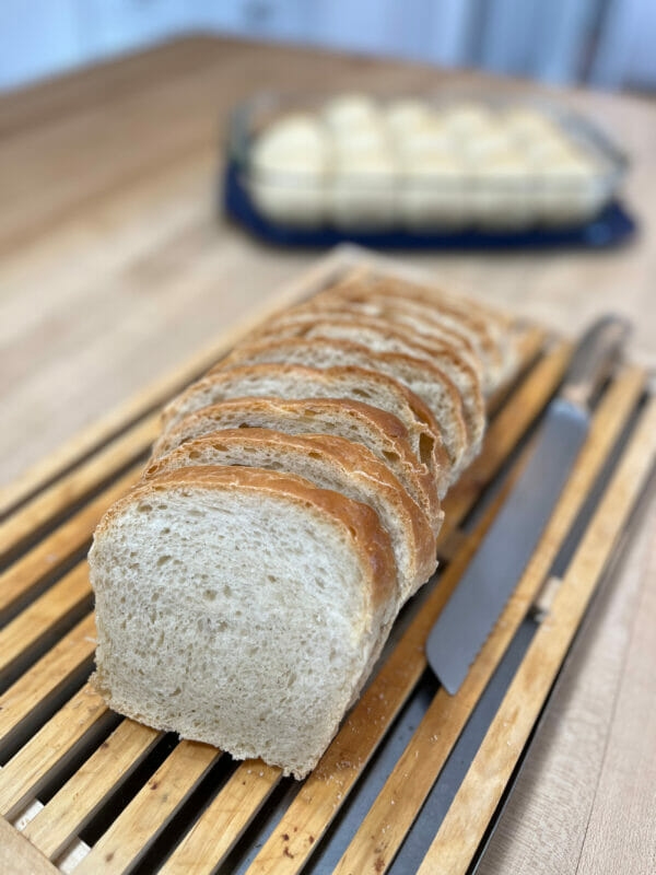 sourdough sandwich bread