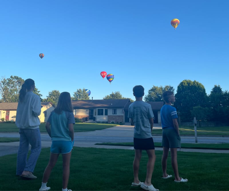 watching hot hair balloons