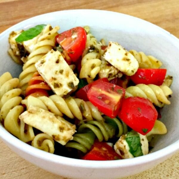 caprese pasta salad