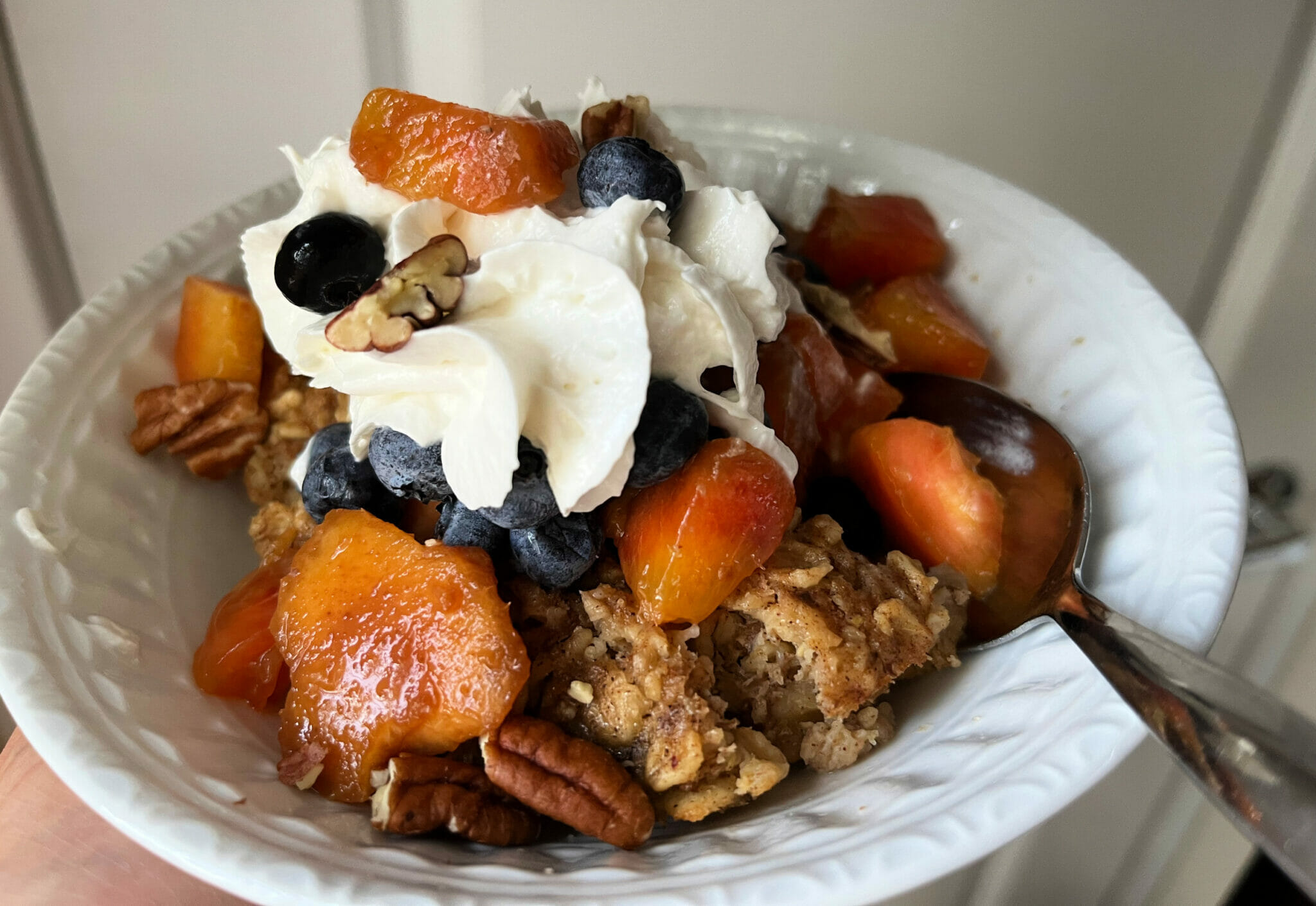 baked oatmeal with peaches
