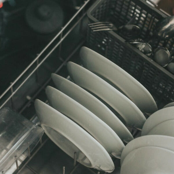 how to clean a dishwasher