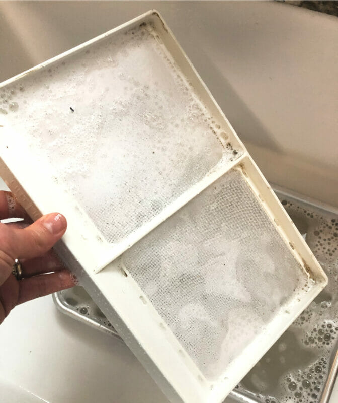 How to Clean a Lint Trap - Men's Journal