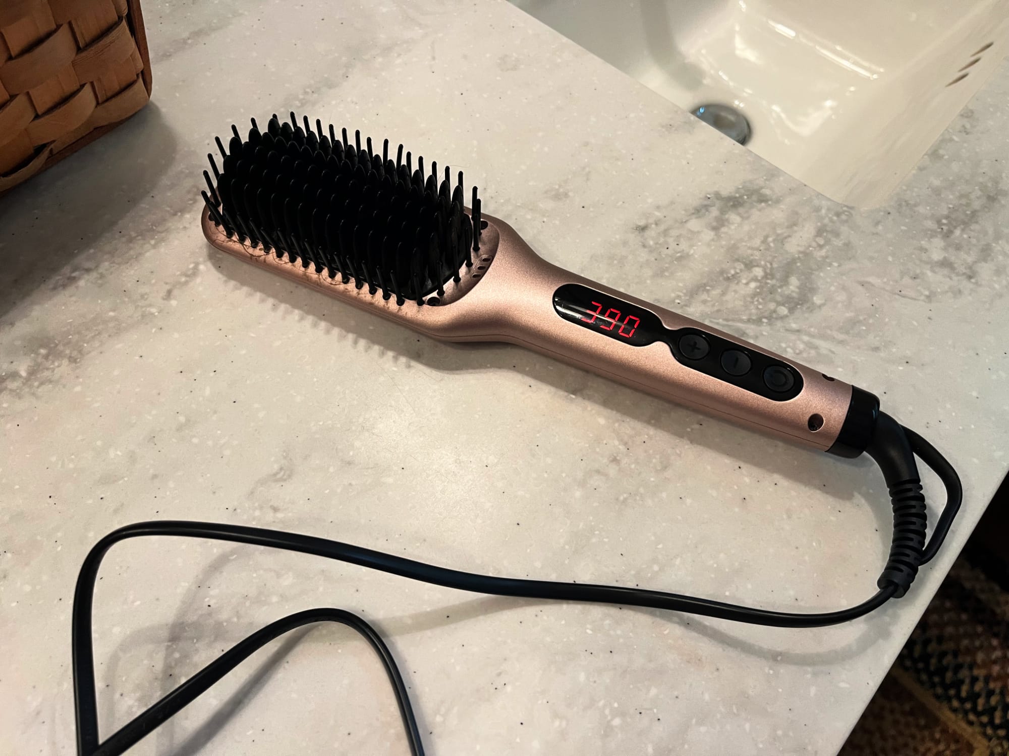 hair straightening brush