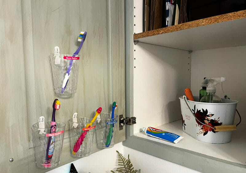 kids' toothbrushes